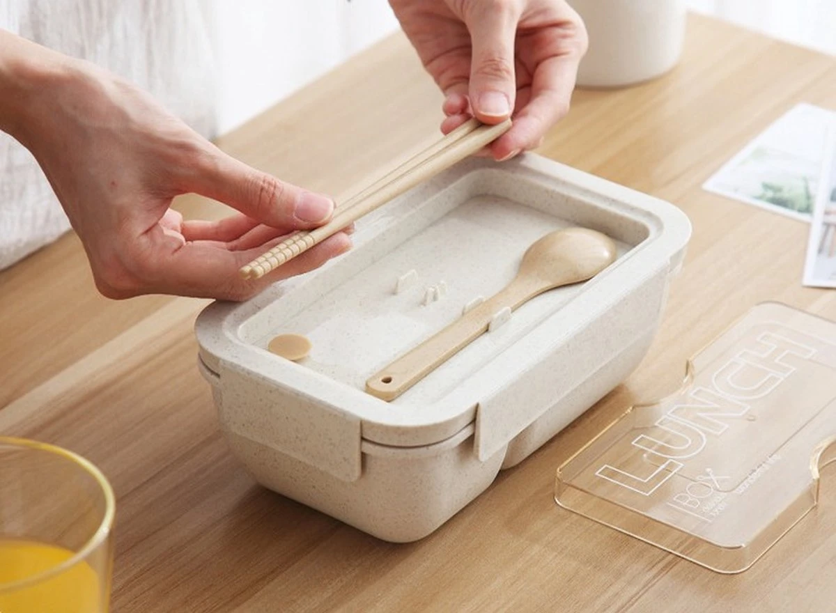 BentoBros® Duurzame Bento Box - Broodtrommel - Lunchtrommel - Lunchbox - Lunchset Voor Kinderen - Brooddoos - Duurzaam Hout - Inclusief Bestek - Voor Volwassenen En Kinderen - 0,85 Liter - Geschikt Voor Magnetron, Vriezer En Vaatwasser - Beige 8 BentoBros® Duurzame Bento Box - Broodtrommel - Lunchtrommel - Lunchbox - Lunchset Voor Kinderen - Brooddoos - Duurzaam Hout - Inclusief Bestek - Voor Volwassenen En Kinderen - 0,85 Liter - Geschikt Voor Magnetron, Vriezer En Vaatwasser - Beige - Afbeelding 6